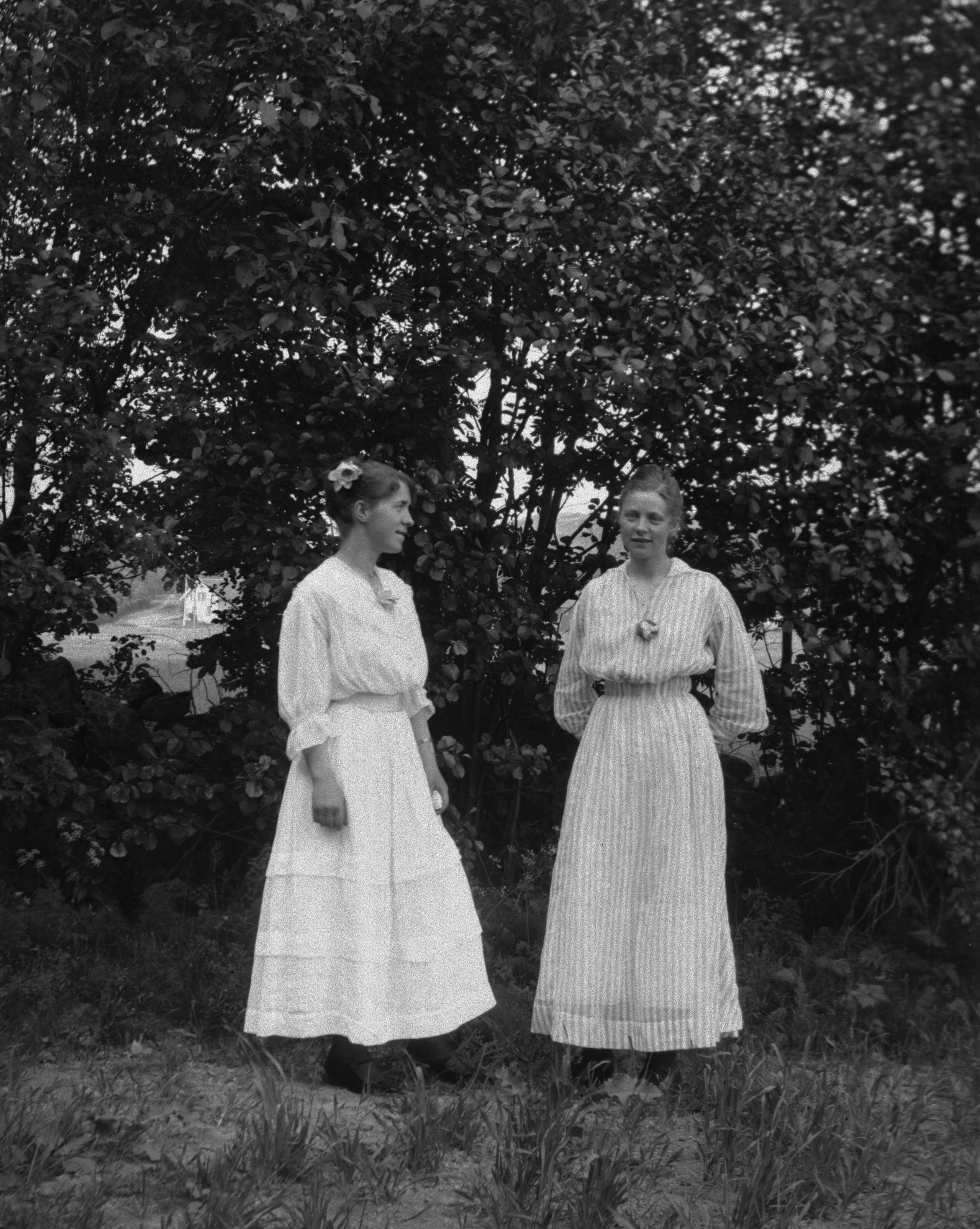 Bröllop till Annie Augustsdotter och Jacob Johansson, Lilla Askerön 1917